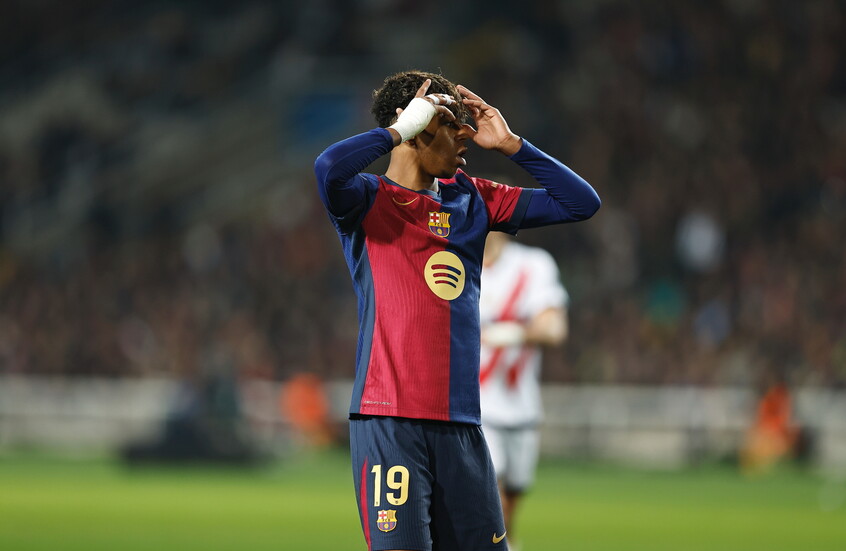 Lamine Yamal's grandmother steals the spotlight in Barcelona stands (Photos)